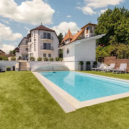 And Dream Elmenyvilla Apart-hotel