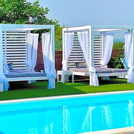 Love&dream élményvilla 4* Zalakaros